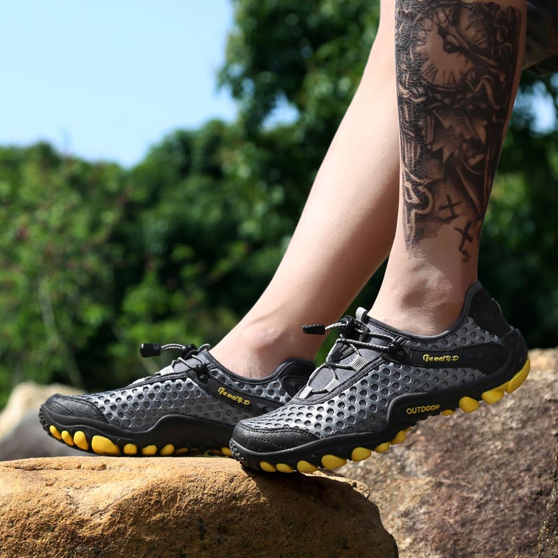 trekking mountain mens sports  - Table Tennis Vietnam recensione e prezzo